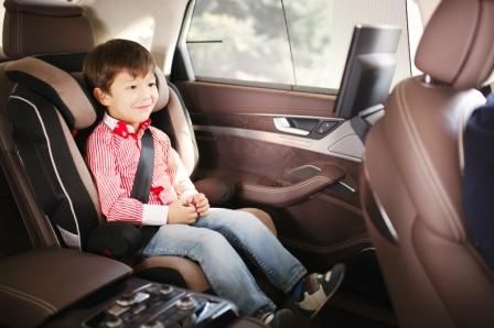 Collection of best booster seats showing highback and backless options
