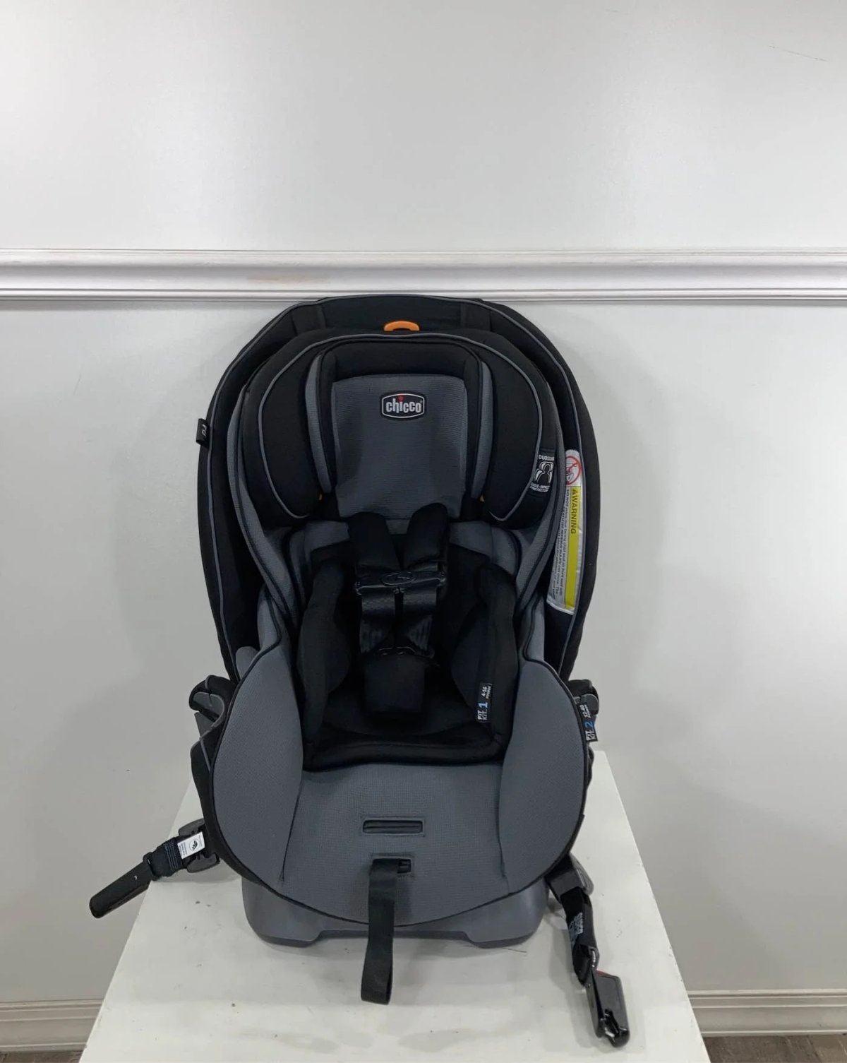 Chicco Fit4 4-in-1 car seat
