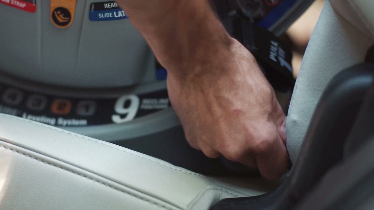 Chicco NextFit Sport - YouTube frame