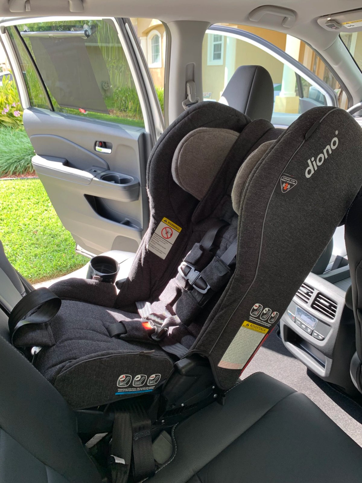 Diono Rainier 2AXT convertible car seat