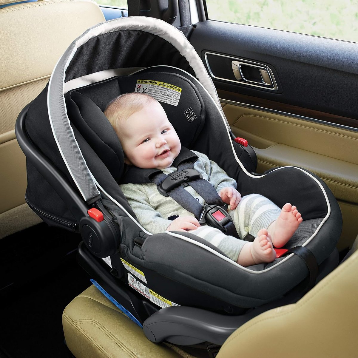 Graco SnugRide SnugLock 35 Elite infant car seat in Pierce navy