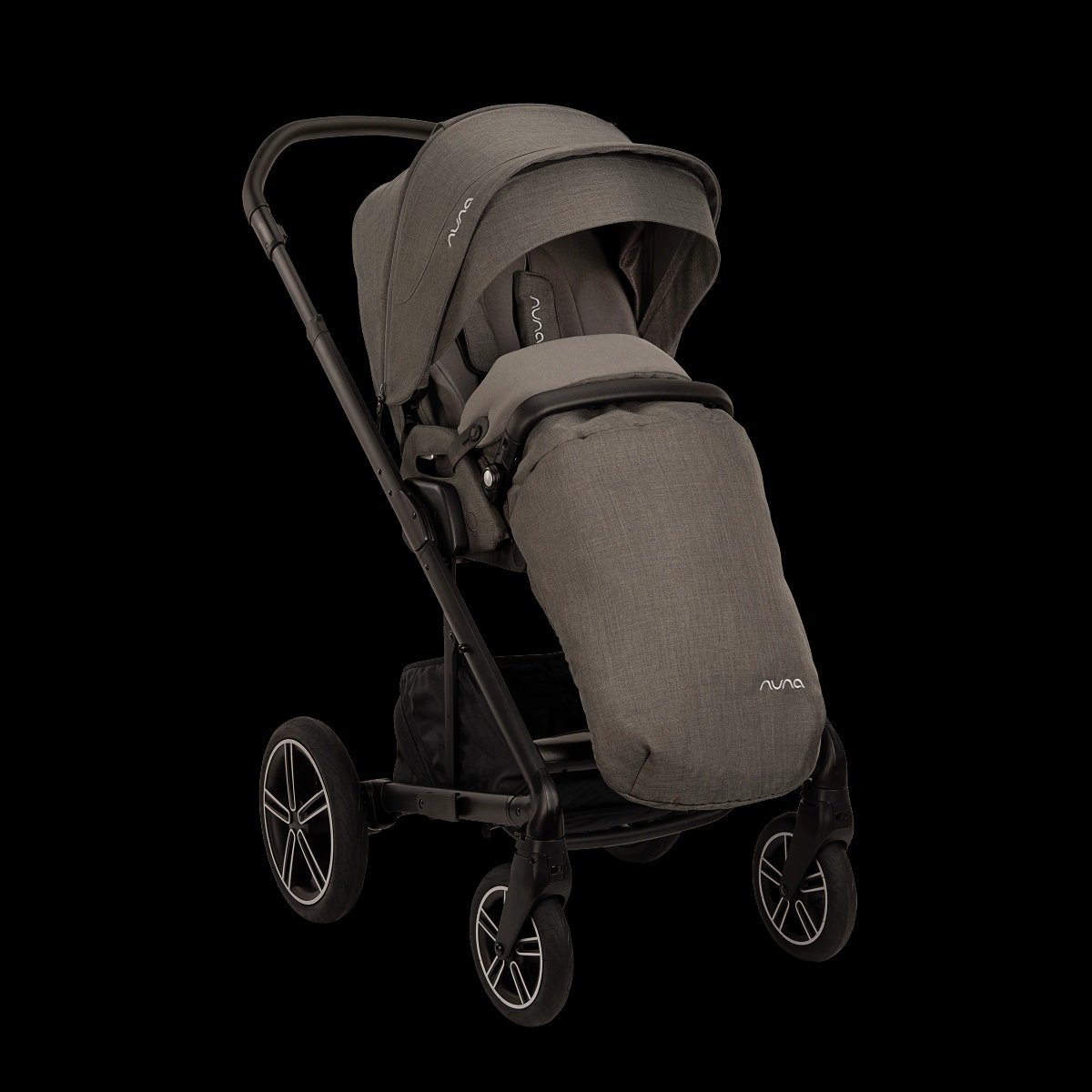 Nuna MIXX Next full-size stroller in Caviar black