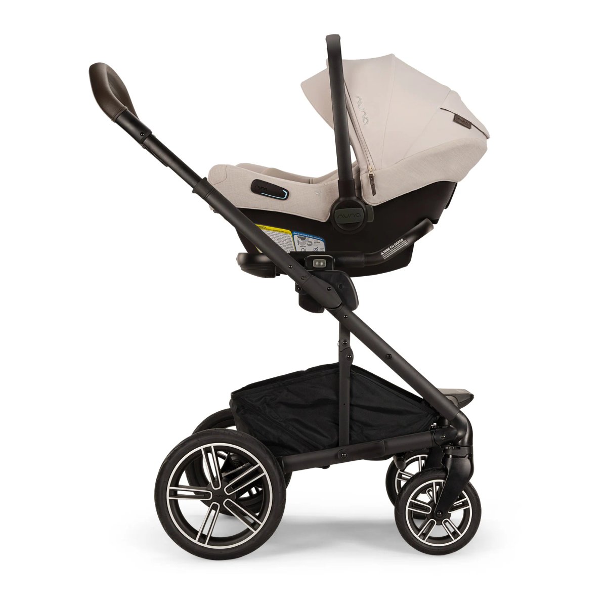 Nuna Pipa RX with advanced base technology