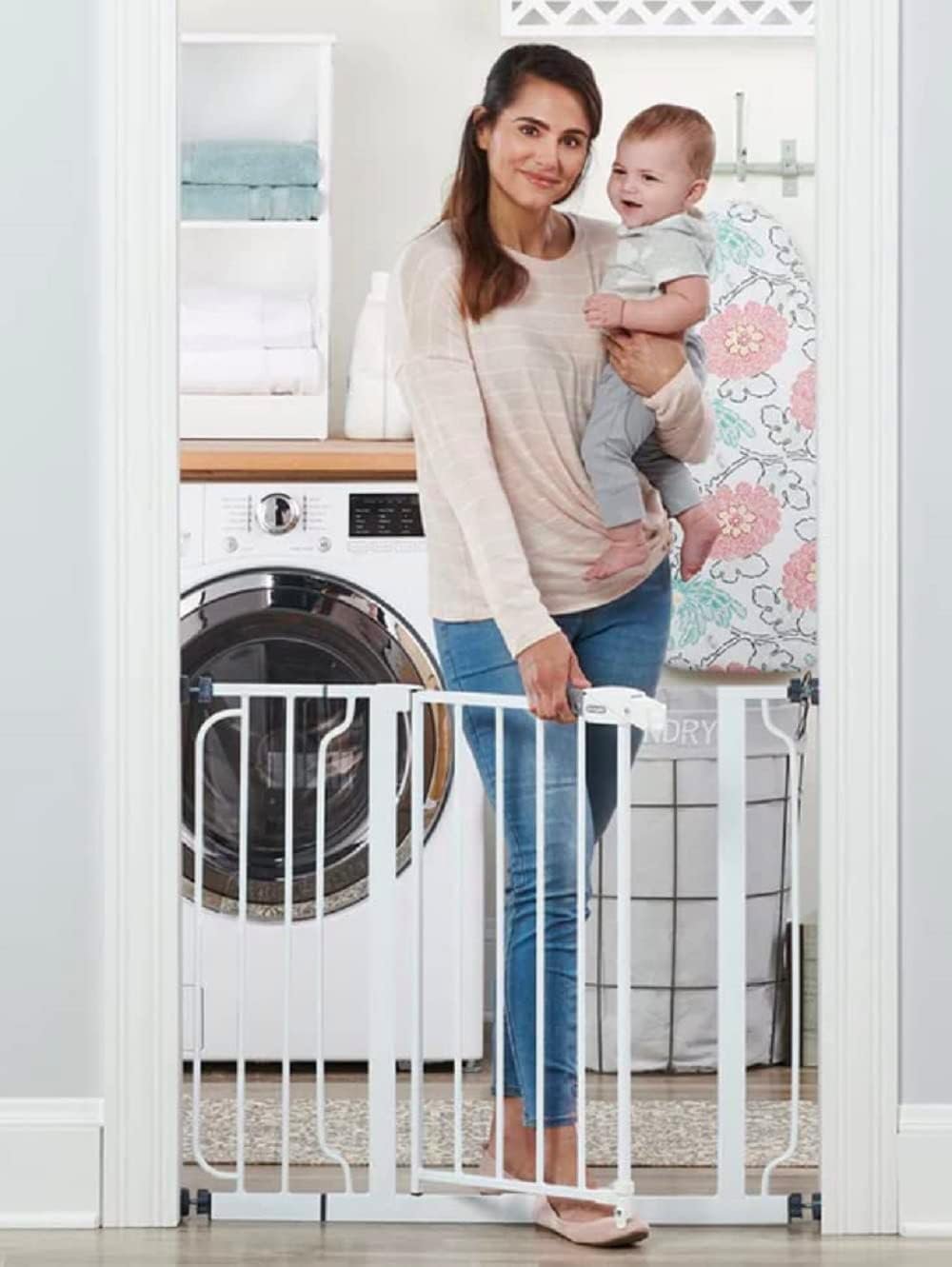 Regalo walk-through baby gate