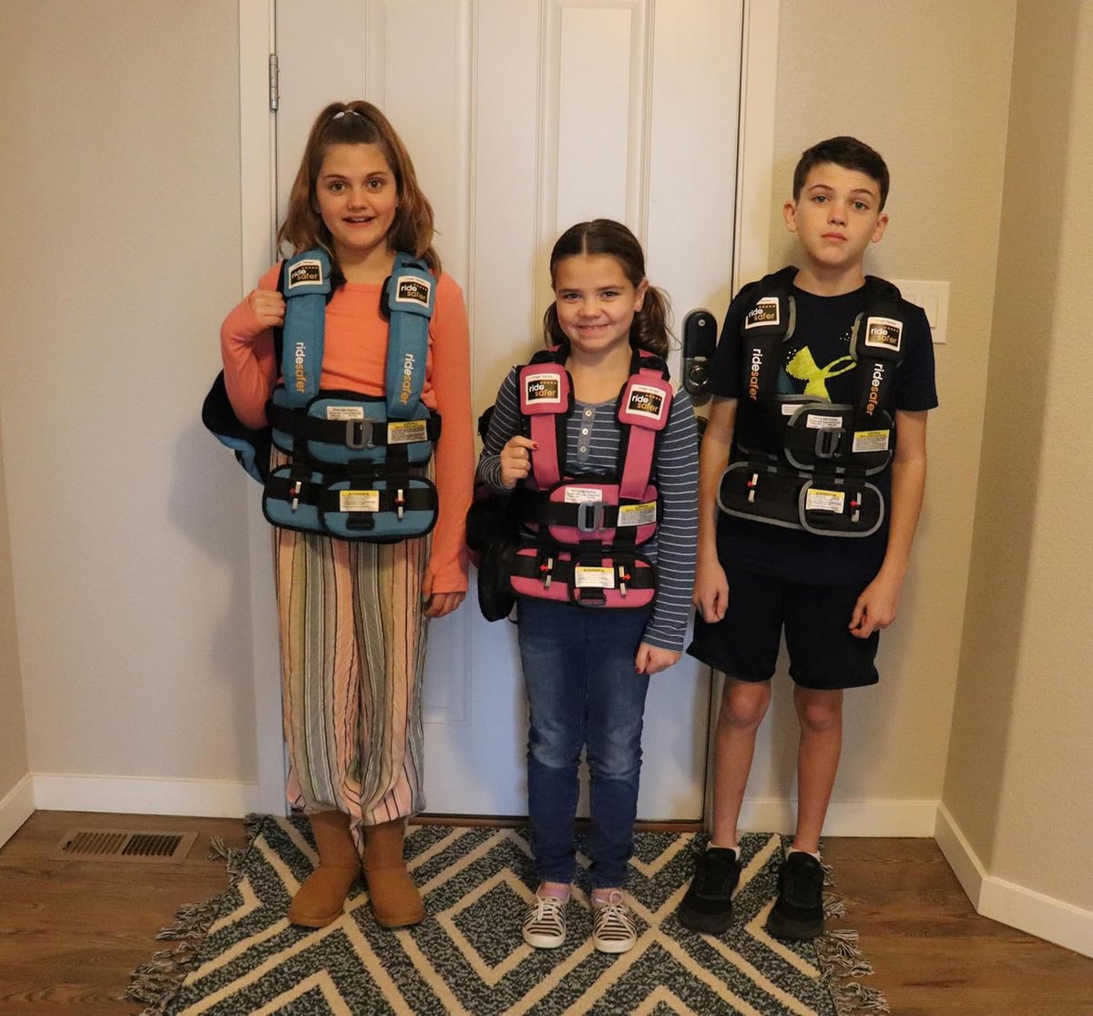 RideSafer Delight travel vest
