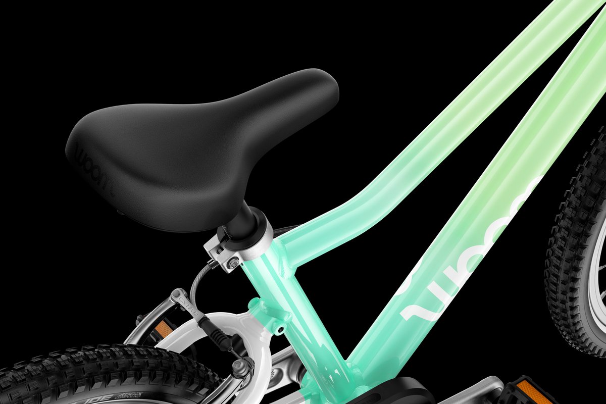 Woom 2 lightweight kids bicycle